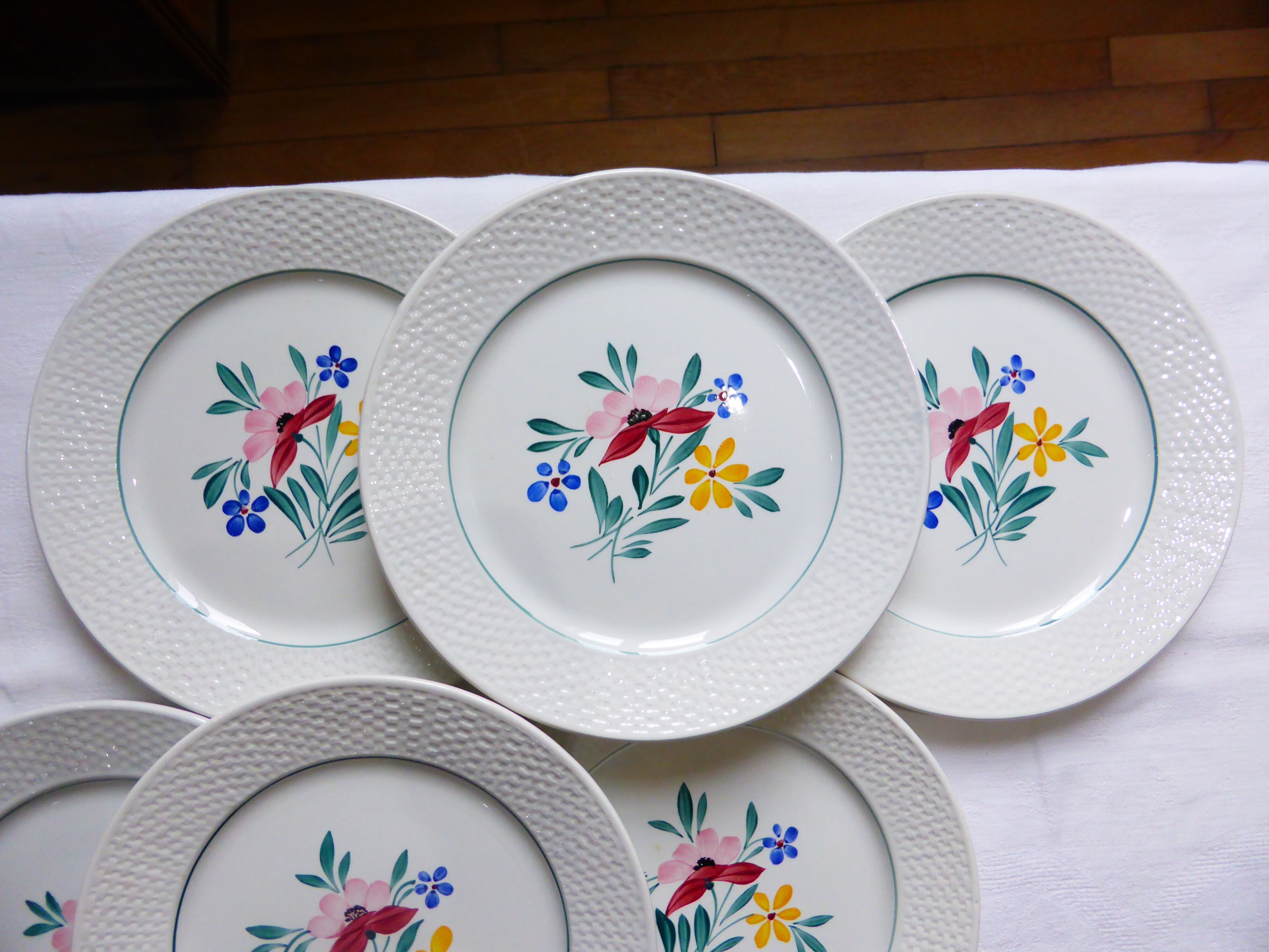 6 Digoin Sarreguemines vintage flat plates in porcelain model Fabiola